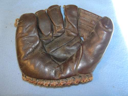 Mel Ott DM DG924 Front Doug